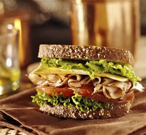 Бутерброд с ветчиной — Sandwich with ham