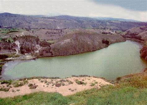 Laguna De Yambo Enciclopedia Del Ecuador