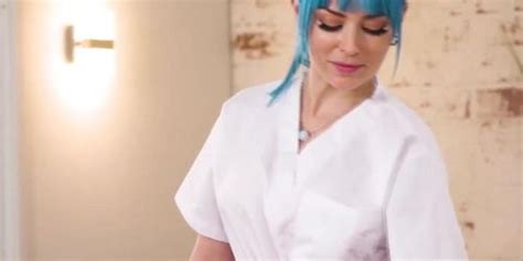 Black Bride Gets Licked By Hot Masseuse Tnaflix