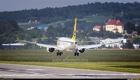 Krk Airport Overview Airport Overview Runway Taxiway At Krak W