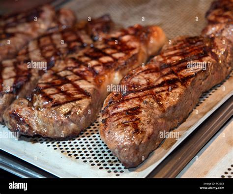 Open flame grill hi-res stock photography and images - Alamy