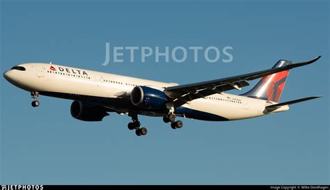 N417DX Airbus A330 941 Delta Air Lines Wilko Doodhagen JetPhotos