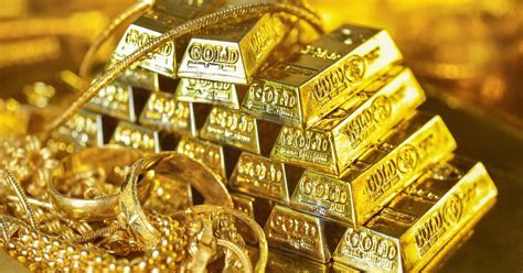 Gold Jumps Rs 10 To Rs 77 450 Silver Climbs Rs 100 To Rs 91 500 Per Kg