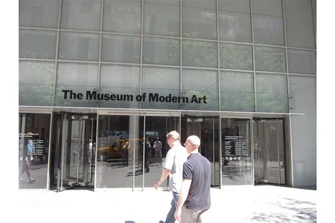 Man Who Stabbed Employees At Moma Identified By Police Widewalls