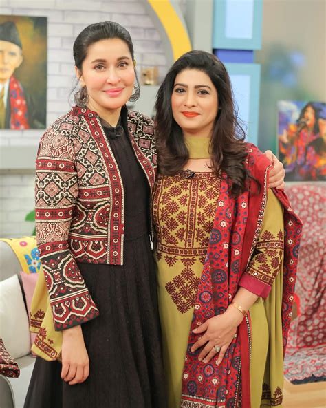 IN PICS Shaista Lodhi Tries To Set A New Trend By Making Sindhi