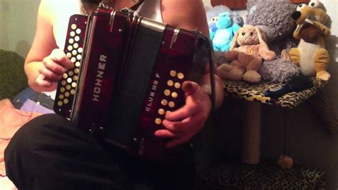 Гармонь Hohner - YouTube