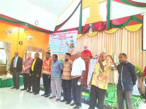 GKII Wilayah III Papua Gelar Ibadah Perayaan Natal Komisi Perkaria