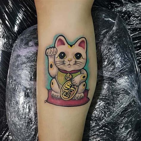 Maneki Neko Tattoos Explained Origins Meanings Symbols Lucky Cat