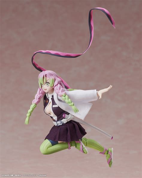 「鬼滅の刃」甘露寺蜜璃、大胆なポージングも再現可能な112スケールフィギュア登場！ 日輪刀にも“可動布”使用 アニメ！アニメ！