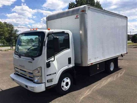 Isuzu Npr 2008 Van Box Trucks