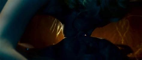 Naked Unknown In Zaytsev Zhgi Istoriya Shoumena