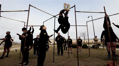 Can You Pass the Army’s New Fitness Test? - The New York Times