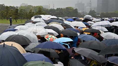 Japan's emperor Akihito thanks his people for their support in ...