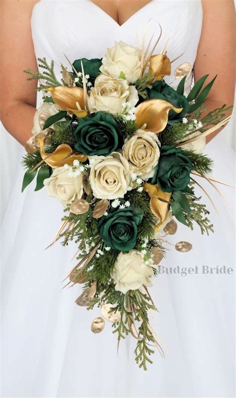 green and gold wedding bouquet - Francoise Wilbur