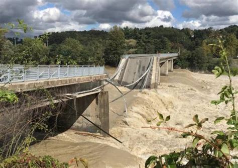 Ripresi I Lavori Per La Costruzione Del Ponte Provvisorio Tra Romagnano