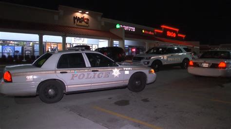 Tulsa Mazzios Restaurant Employees Robbed At Gunpoint