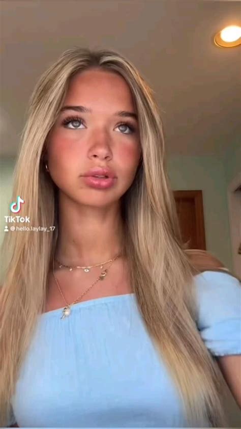 Pin By Jocelyn Harris On Quick Saves Pretty Blonde Hair She Is Gorgeous How To Look Pretty