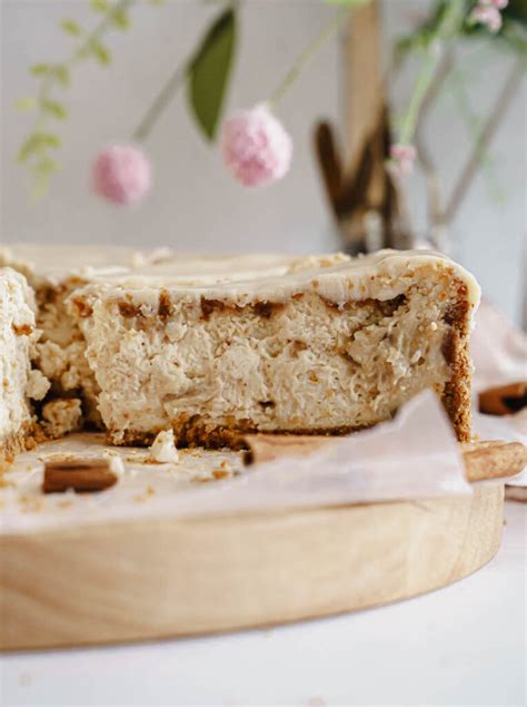 Best Cinnamon Roll Cheesecake Recipe Cake Babe