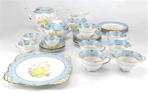 JOGO CHÁ EM PORCELANA BONE CHINA INGLESA TUSCAN BRANCO E AZUL CÉU