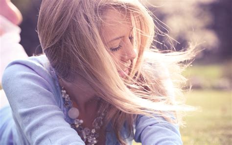 Blonde Girl Wind Photo Wallpaper X