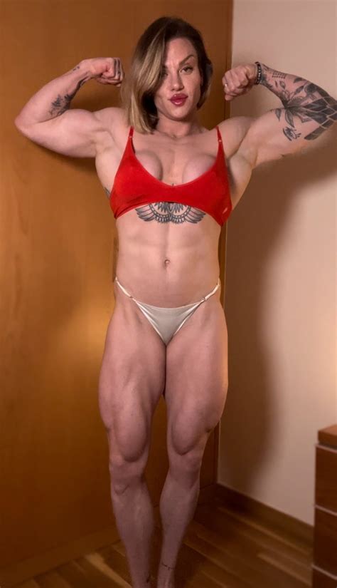 Love Female Bodybuilders Adoro Mulheres Musculosas On Tumblr