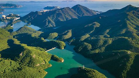 Historic Hiking: Tai Tam to Quarry Bay