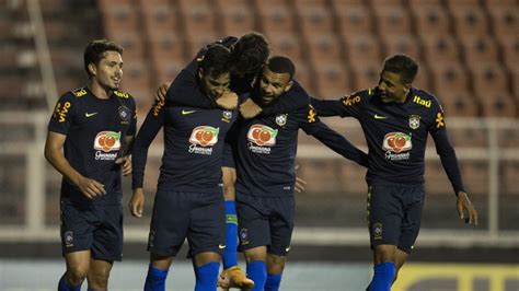 Sele O Brasileira Sub Deslancha No Fim E Vence Ituano Em Jogo