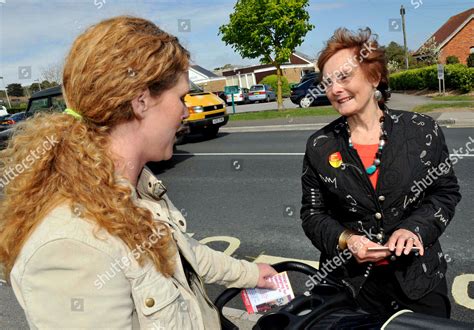 Prospective Voter Gordon Browns Motherinlaw Pauline Editorial Stock