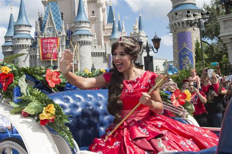 Disney S Latina Princess A Hit Elena Of Avalor Renewed For 2nd Season