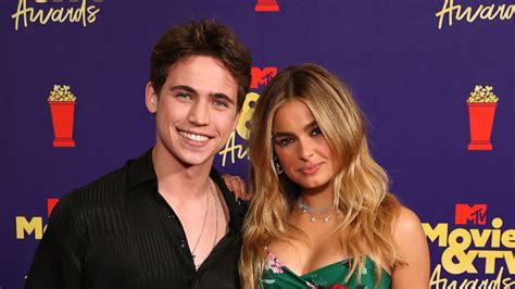 Addison Rae and Tanner Buchanan kissed at the MTV Movie Awards—and fans ...