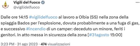 Olbia Sassari Esplode Camper Vicino Spiaggia Di Bados Morto Un