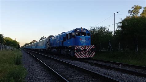 EMD GT22 9040 Con El Tren N563 El Martita Pasando Por Corredor