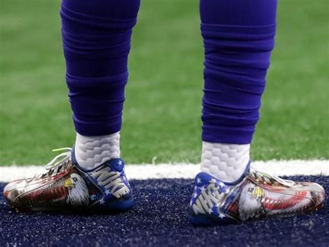 The Coolest Custom Football Cleats From The 2016 Nfl Season Custom Football Cleats Cleats