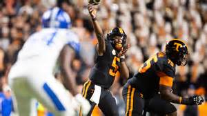 Hendon Hooker leads four Tennessee football players on coaches' All-SEC