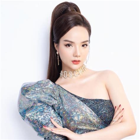 Hot Tiktoker Phan Th Y Ti N L Ai