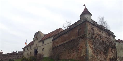 Brasov Citadel | Sightseeing | Brasov