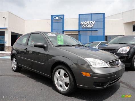 Liquid Grey Metallic Ford Focus Zx S Coupe Photo