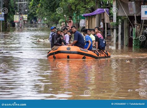 National Disaster Response Force Ndrf Personnel Rescue People From