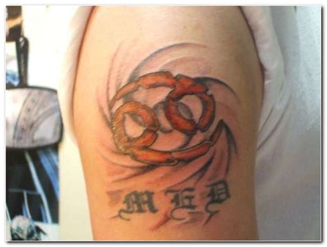 Tattoo Insights: Zodiac cancer tattoos