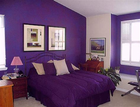 15 Luxurious Bedroom Designs with Purple Color