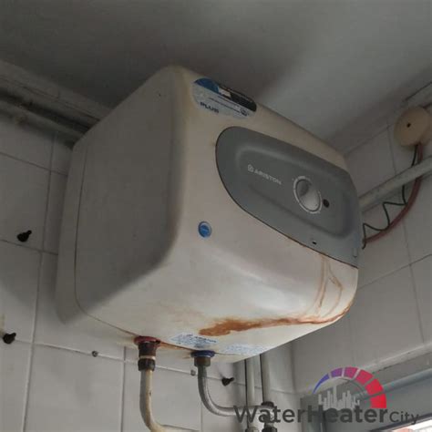 Leaking Water Heater Replacement Water Heater Singapore Hdb Bukit