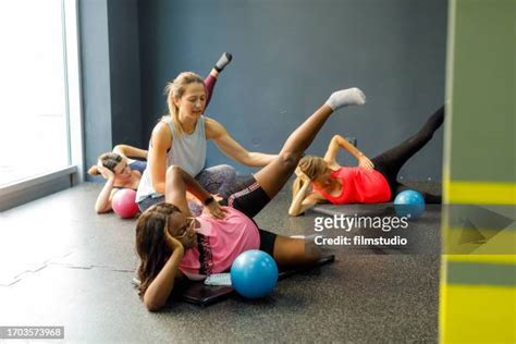 Black Woman Aerobics Photos And Premium High Res Pictures Getty Images