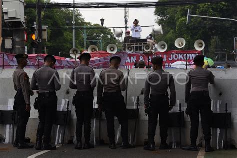 Pengamanan Gedung Kpu Jelang Pengumuman Hasil Pemilu Antara Foto