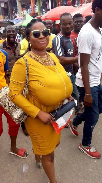 Gist Prime Stream Lady With A Very Huge B00bs Causes Alarm In Lagos Photos