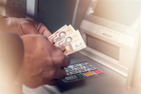 Cara Tarik Tunai Tanpa Kartu Di Atm Bri Investbro