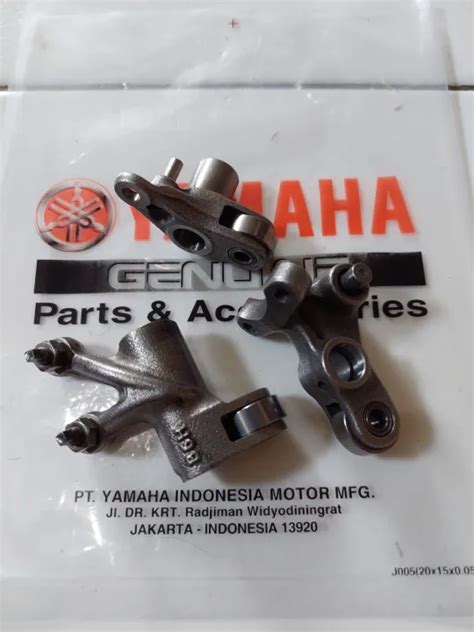 Pelatuk Platuk Klep Set Assy Valve Rocker Arm Exhaus Intake Nmax Aerox