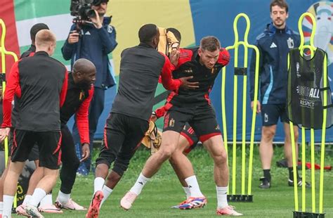 Preview Ukraina Vs Belgia Harus Kejam Laman 3 Harian Fajar