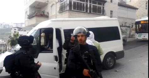 La Police Israélienne Enlève Deux Palestiniens à Jérusalem