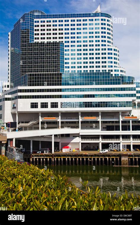 The Pan Pacific Hotel Vancouver Canada Stock Photo Alamy