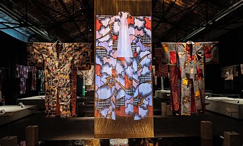 KIMONO Riflessi Darte Tra Giappone E Occidente Al Museo Del Tessuto